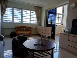 Blk 222 Hougang Street 21 (Hougang), HDB Executive #585405961